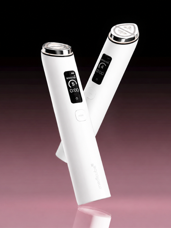 medicube AGE-R Booster Pro EX - White