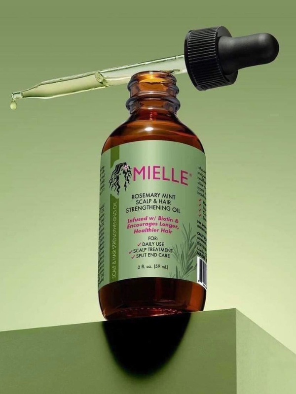 Mielle Organics Rosemary Mint Scalp & Hair Strengthening Oil 2oz Mielle Organics