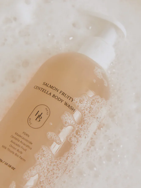 HEVEBLUE Salmon Fruity Centella Body Wash 300ml