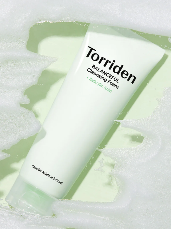 Torriden Balanceful Cica Pore Cleansing Foam 150ml